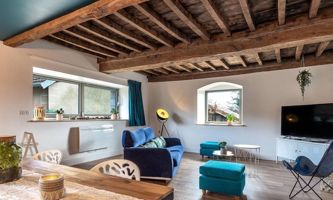 Cenans Cottage | Renovated 18th-century house, 2 beds, garden, Wifi, pet-friendly