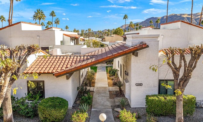Canyon Corridor Cottage | Renovated 2-bed/2-bath single-level home with private patio in Indian Canyons.