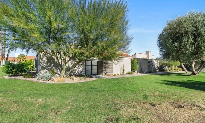 Rancho Mirage Condo | Renovated 2-bedroom condo within the beautiful Mission Hills CC - Rancho Mirage.