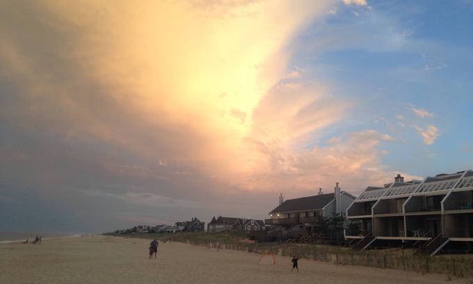Bethany Beach House | Renovated 2025! Bright & Airy Home, 50 Steps to Private Beach