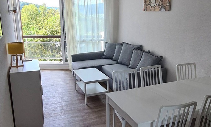 Villard-de-Lans Apartment | Renovated 43m² apartment with 2 balconies, free parking and Wi-Fi in Villard-de-Lans