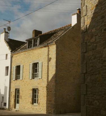 Belz House | Renovated Apartment In The Heart Of Saint Cado