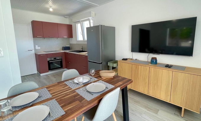 Bretignolles-sur-Mer House | Renovated house with WIFI, 700m from the sea - Sleeps 4