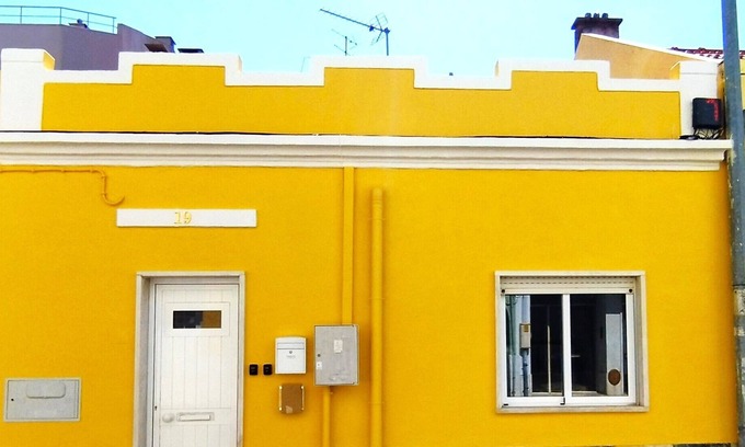 Amadora House | Renovated House-Free Parking/Benfica/2 bedroom/Quite Location/Cozy House