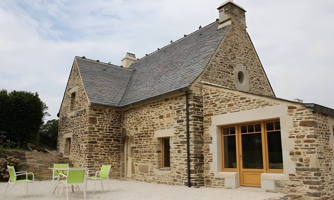Pleyben House | Renovated Typical Breton Country Property, Close to Hiking Trails