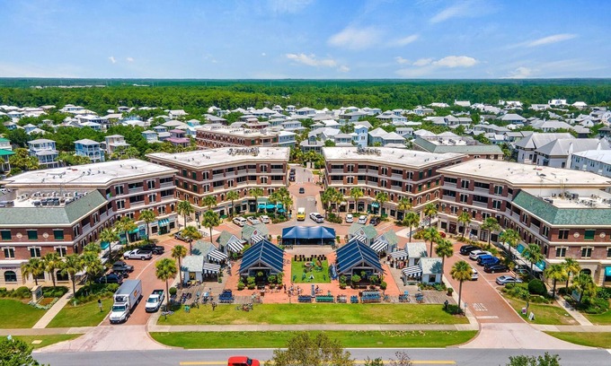 Seacrest Beach Condo | Renovated Village of South Walton Studio. Walk to Rosemary & Alys!
