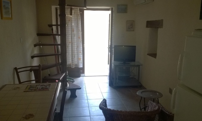 Tralonca Apartment | rent apartment in village house