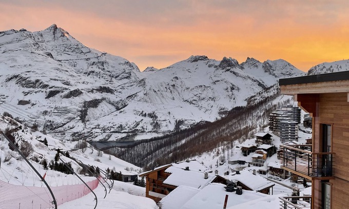 Tignes Apartment | Rent superb apartment sleeps 5 Tignes, Ski in!