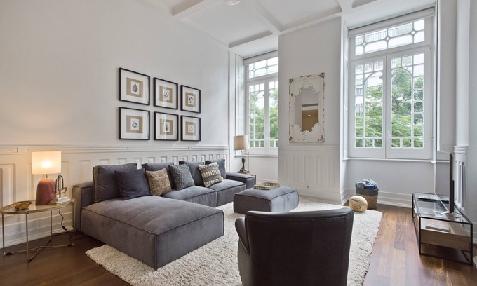 Lisbon Old Town Apartment | República Avenue 1 - Saldanha - Beautiful and bright apartment in the center of Lisbon that was comp