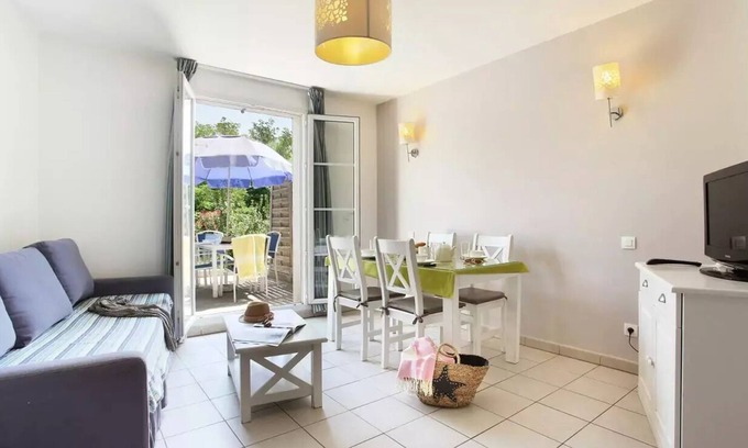 Cabries Apartment | Residence du Golf de la Cabre d'Or* - 3 Room Apartment 6 People