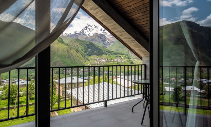 Gergeti Hotel | Residence Kazbegi