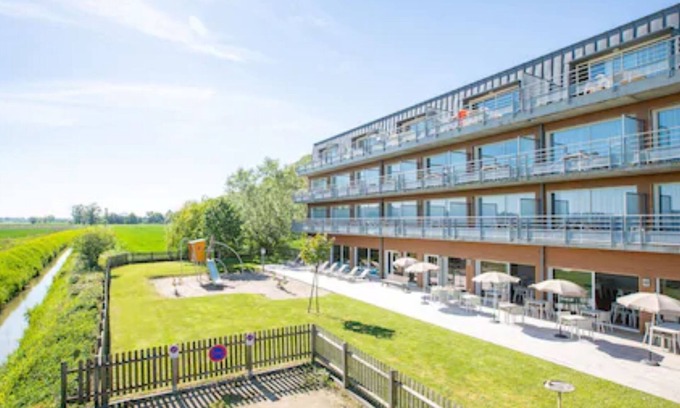 Roz-sur-Couesnon House | Residence Le Domaine du Mont - Vacancéole