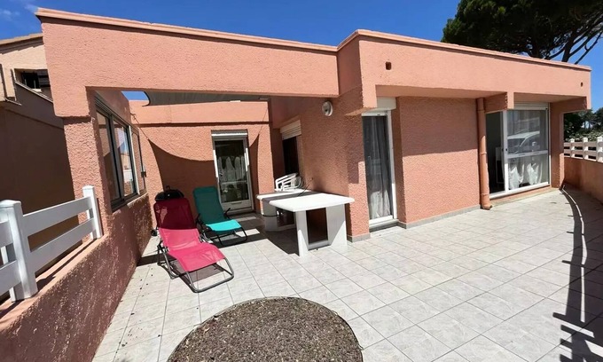 Port-la-Nouvelle Villa | Residence Les Maisons De La Plage - House T3 MEZZANINE 6 sleeping accommodations with terrace and 2 parking spaces