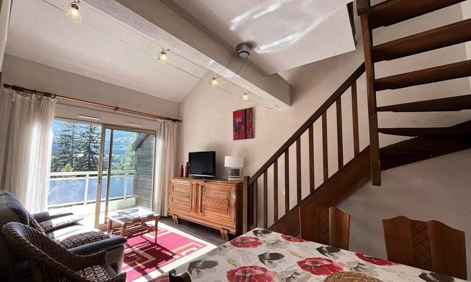 Barcelonnette Apartment | Residence Les Melezes Bat B - 3 Rooms for 6 People