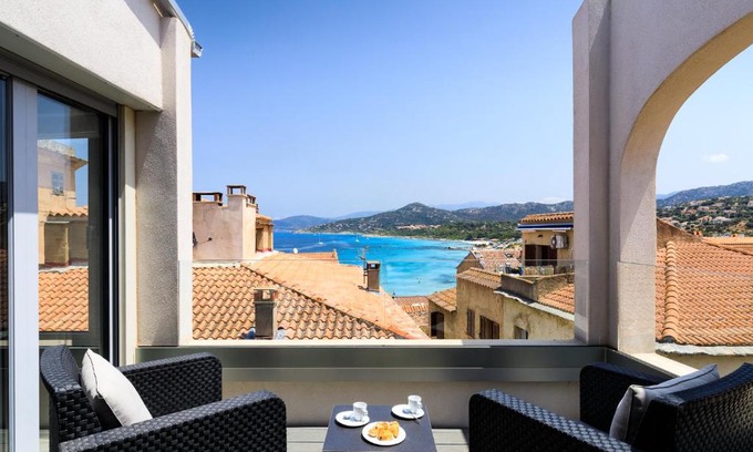 L'Ile-Rousse Apartment | Residence Pidrinella