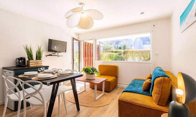 Saint-Lary-Soulan Apartment | Residence Portes Du Soleil A - Apartment 6 people quiet near center Saint Lary village