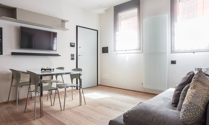 Historic Center Apartment | RESIDENCE RIZZOLI - SUPERIOR SUITE