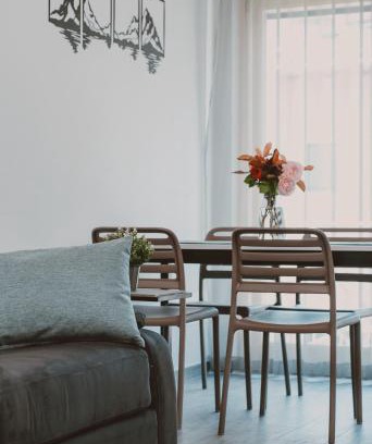 Madonna di Tirano Apartment | Residenza 39 with garage - 900 m to Bernina Express