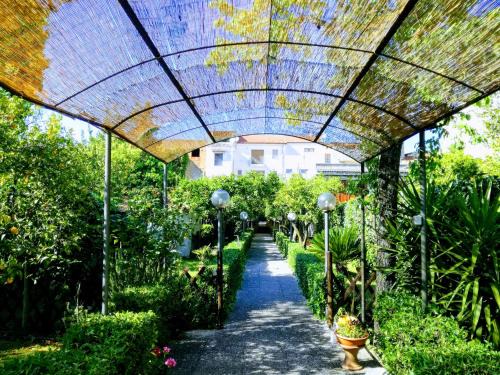 San Marco Evangelista House | Residenza Caserta Sud - Appartamento con giardino