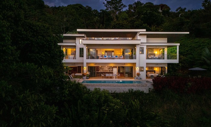 Uvita Villa | RESOL: Secluded Ocean-view Jungle Villa