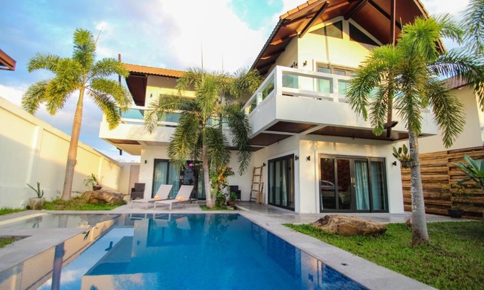 Krabi Villa | Resona Pool Villa by Aonanta Group
