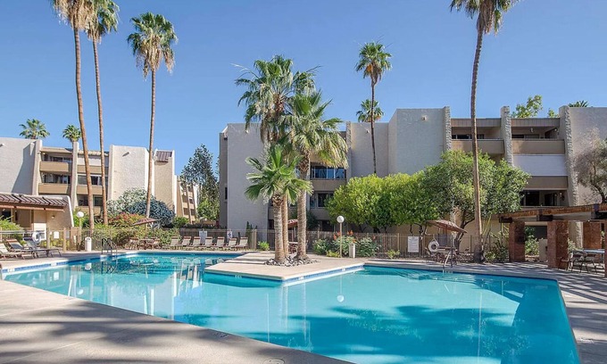 South Scottsdale Condo | Resort Style, Luxury Condo in the Heart of Old Town Scottsdale