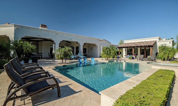 Paradise Valley Village House | Resort-Style Luxury | Scottsdale Home w/Casita & Dream Backyard