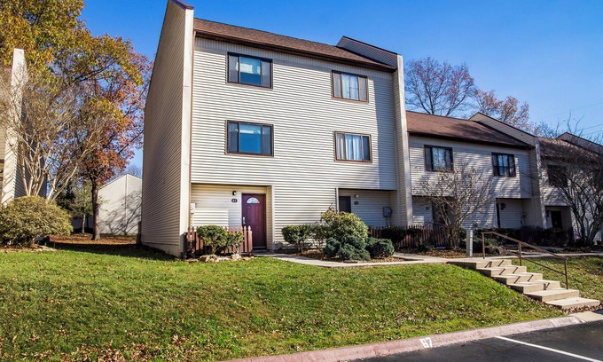 Fairfield Glade Condo | 🌄Resort Vacations at Fairfield Glade TN 4 Bedroom Villa with 4 Queen Beds!