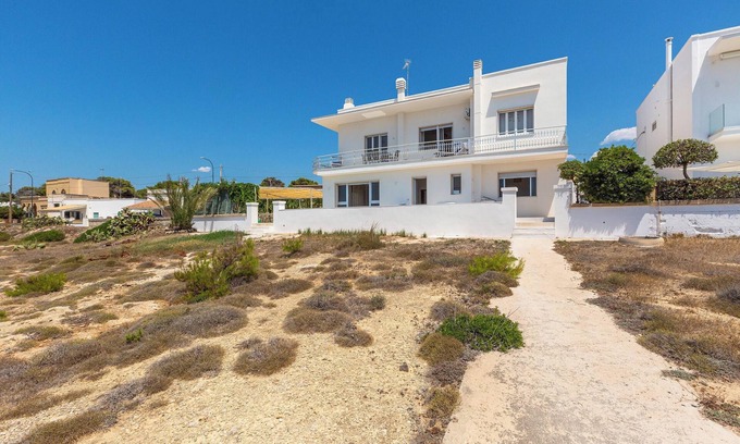 Torre Suda House | Respira Mare by BarbarHouse