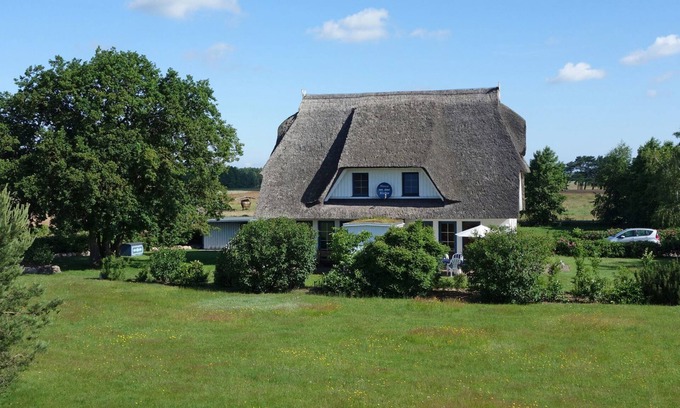 Wieck auf dem Darss House | Rest and relaxation in the "Haus an der Eiche"