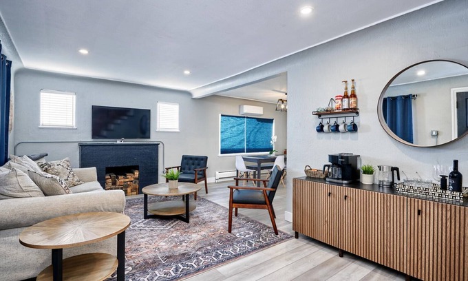 Speer House | Restful Home in Denver