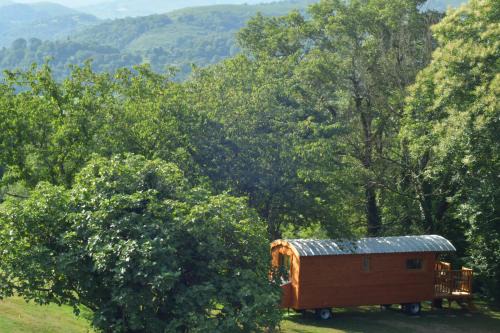 Lourdes - Tarbes Other | retour à la source - Roulotte