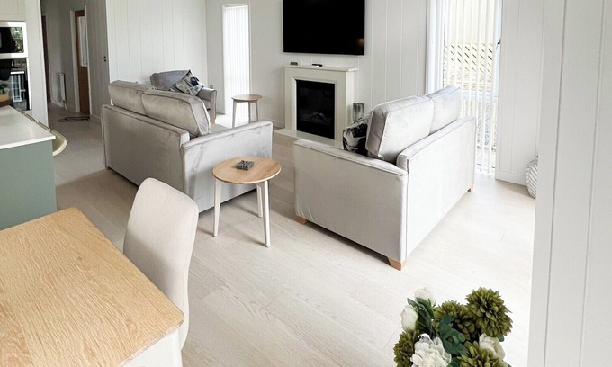 Pooley Bridge Ski Chalet | Retreat Lodge (3 Bed)