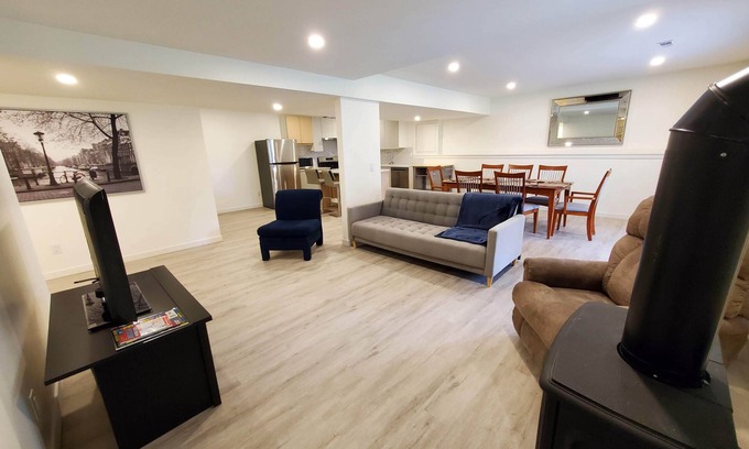 Central Okanagan House | Retreat near Wineries, Beaches, Downtown, or the Hills