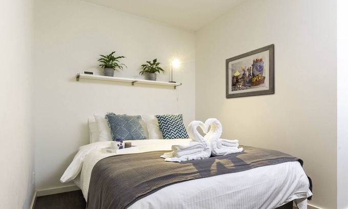 Municipality of Delft Apartment | Retreat to quite newly build apt center Delft