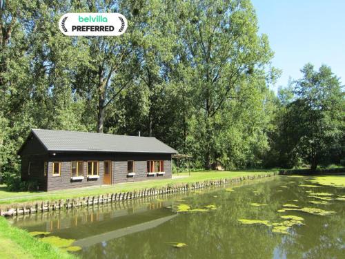 Braibant House | Retreat with Ponds, Braibant