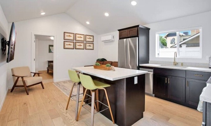 Missoula House | Retro Revival: Your Stylish Staynn