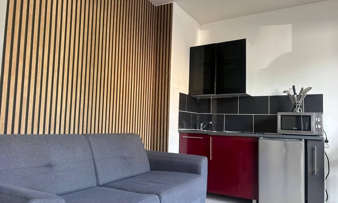 Lourdes Apartment | Reve Divin T2 en R/C PARKING, BARBECUE, BAGAGERIE