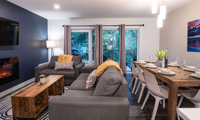 Revelstoke House | Revelstoke - Alpine Escape