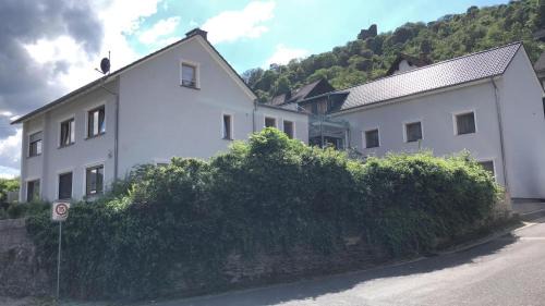 Lorch House | Rheinliebe Bistro und Pension