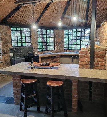 Nelspruit House | Rhenosterkop Cottages
