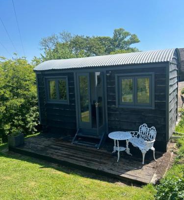 Cauldon House | Rhodes To Serenity - Mermaid Shepherds Hut
