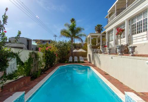Fresnaye House | Rhonda's Manor Boutique Guesthouse
