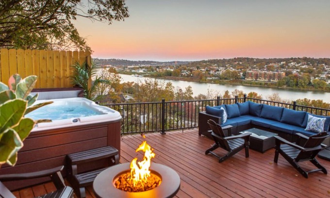Mount Adams House | Rhythm&Views- Hillside home in Mount Adams with Hot Tub and River Views