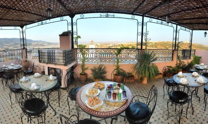 Talaa Hotel | Riad dar Chrifa