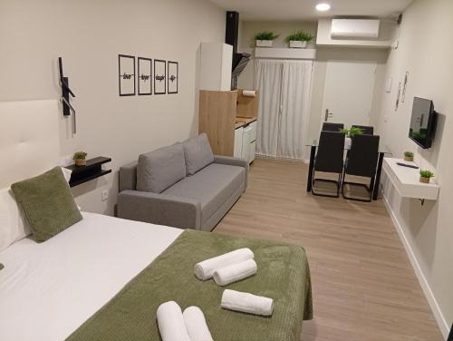 Ciudad Jardin Apartment | Ribera Home