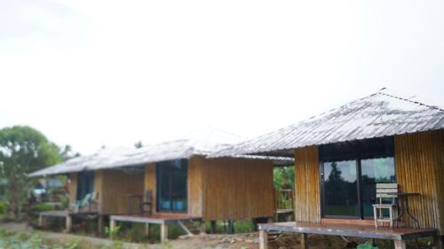 Plai Phraya House | Rice Field Bungalows