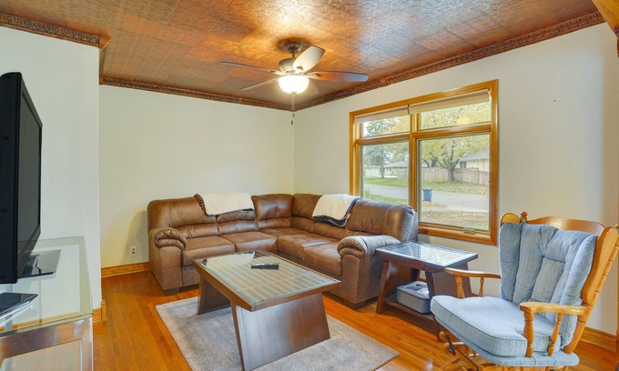 Richfield House | Richfield Home ~ 10 Mi to Central Minneapolis!