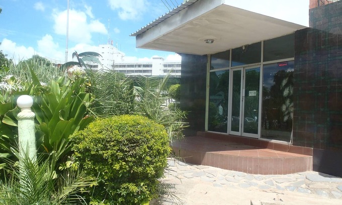 Livingstone Cabin | Richland Lodge Sinazeze