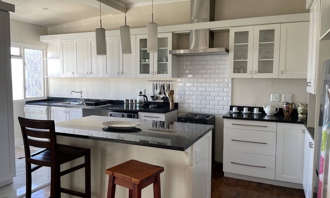 Port Elizabeth Central House | Richmond Hill hidden gem